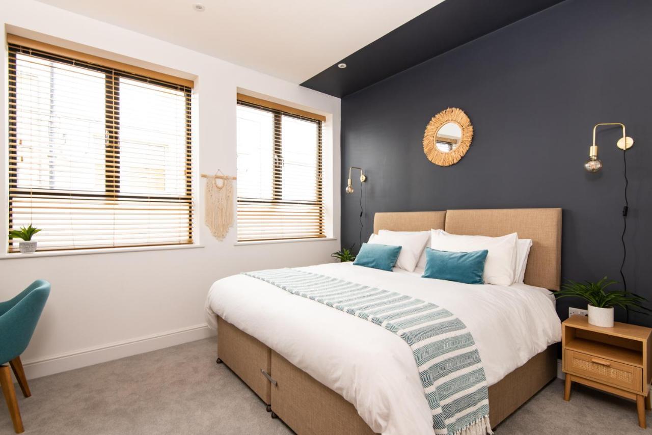 Stunning 2 Bed Apartment Sea Views And Parking Worthing Buitenkant foto