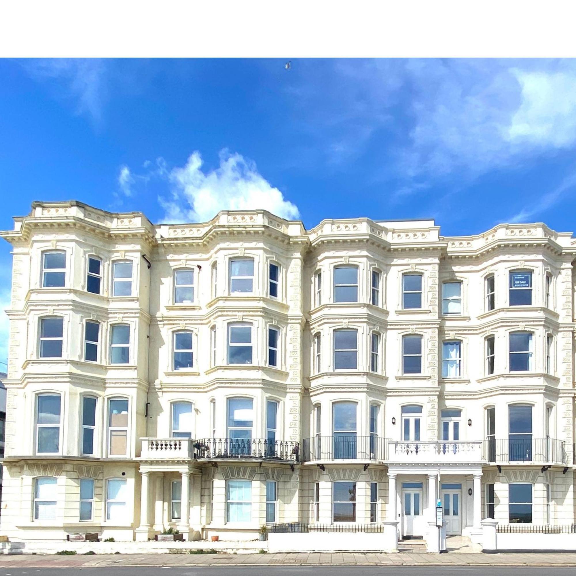 Stunning 2 Bed Apartment Sea Views And Parking Worthing Buitenkant foto